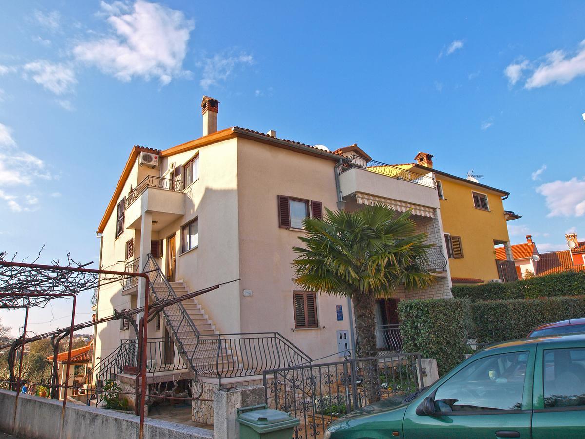 Apartments Milan 1048 Rovinj Bagian luar foto