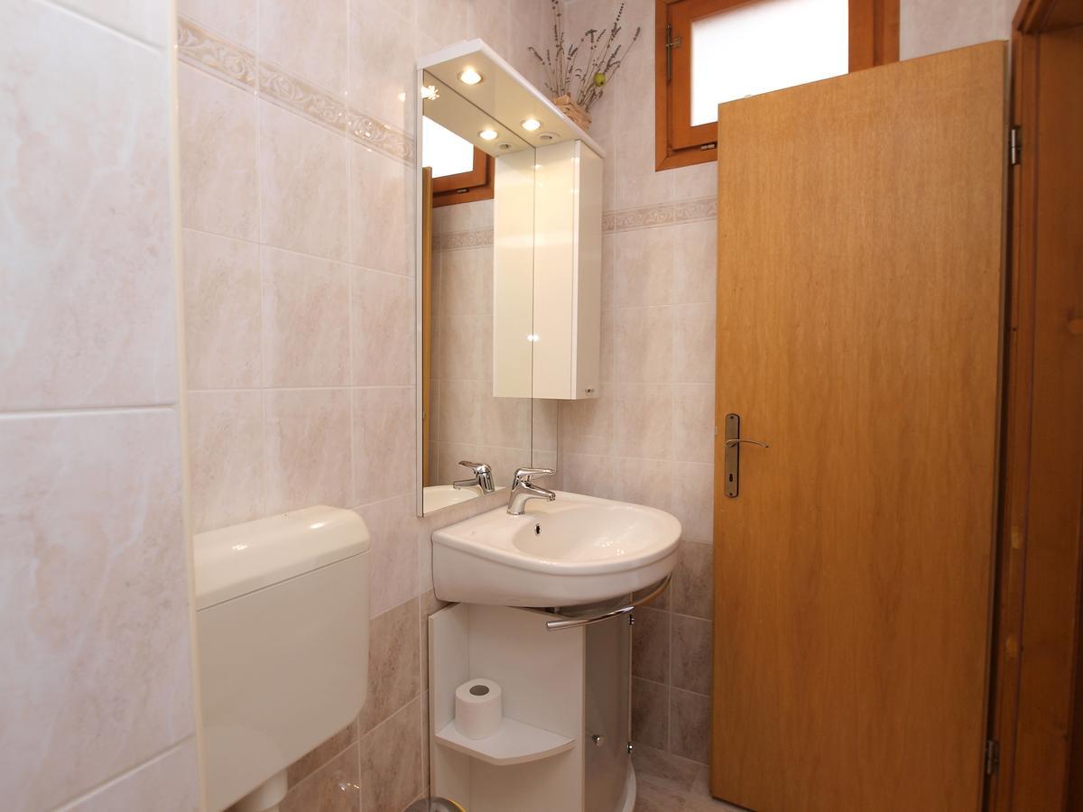 Apartments Milan 1048 Rovinj Bagian luar foto