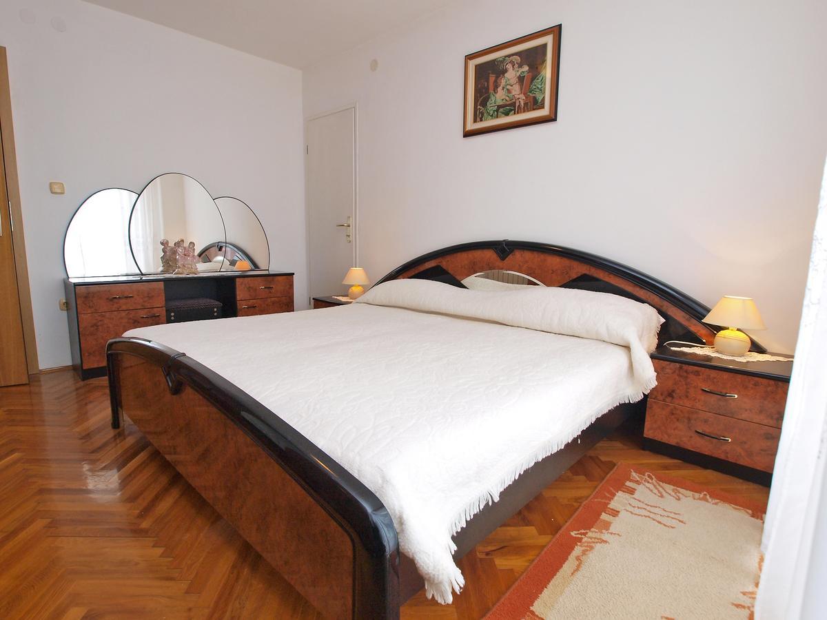 Apartments Milan 1048 Rovinj Bagian luar foto