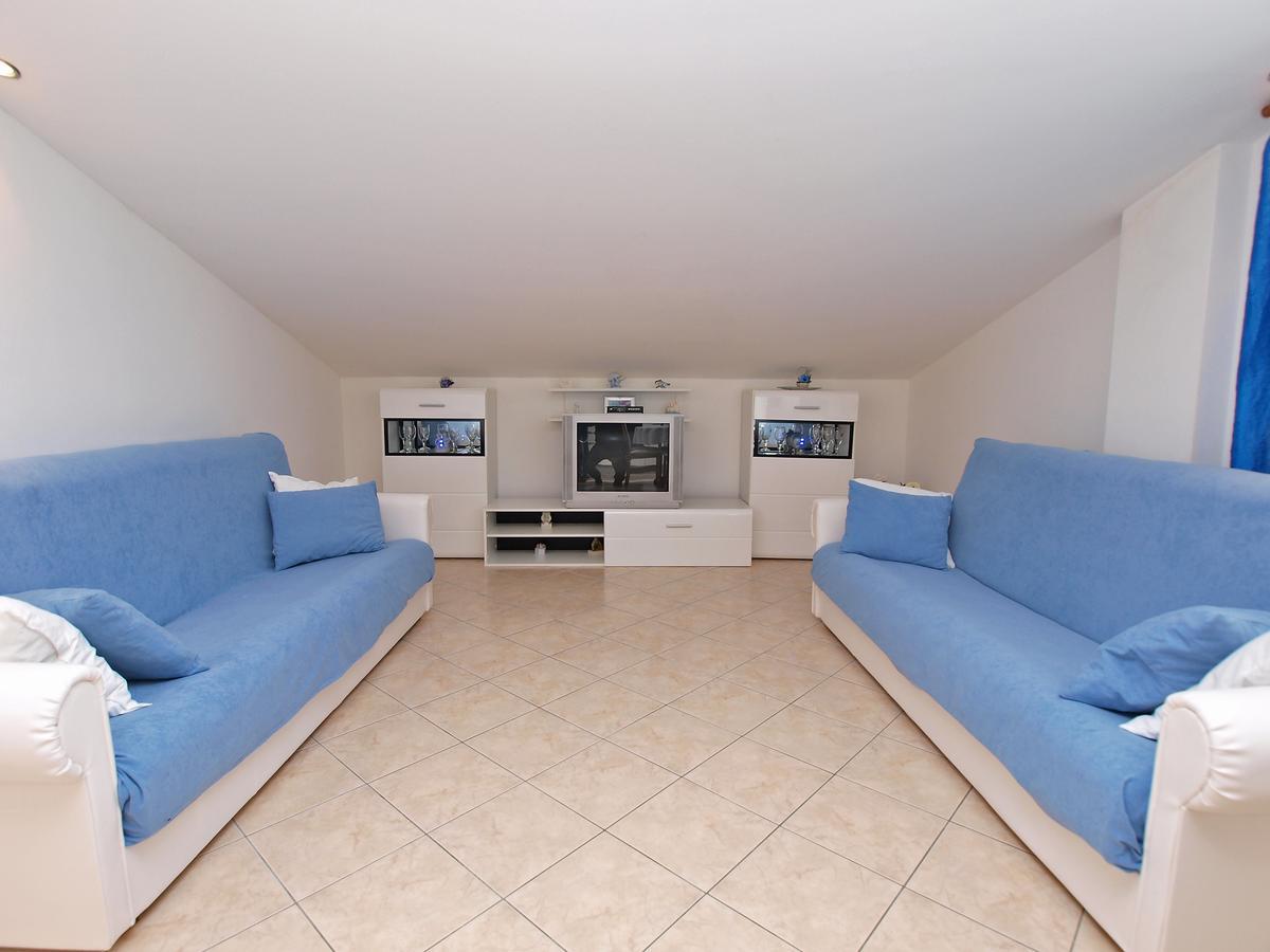 Apartments Milan 1048 Rovinj Bagian luar foto