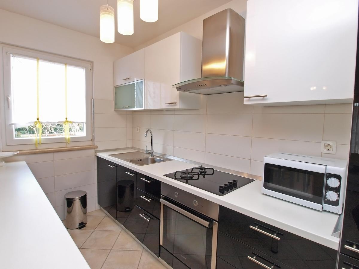 Apartments Milan 1048 Rovinj Bagian luar foto