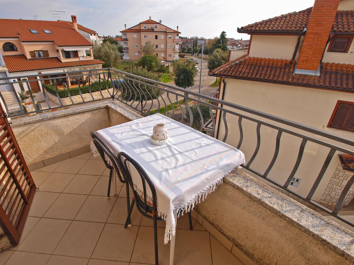 Apartments Milan 1048 Rovinj Bagian luar foto