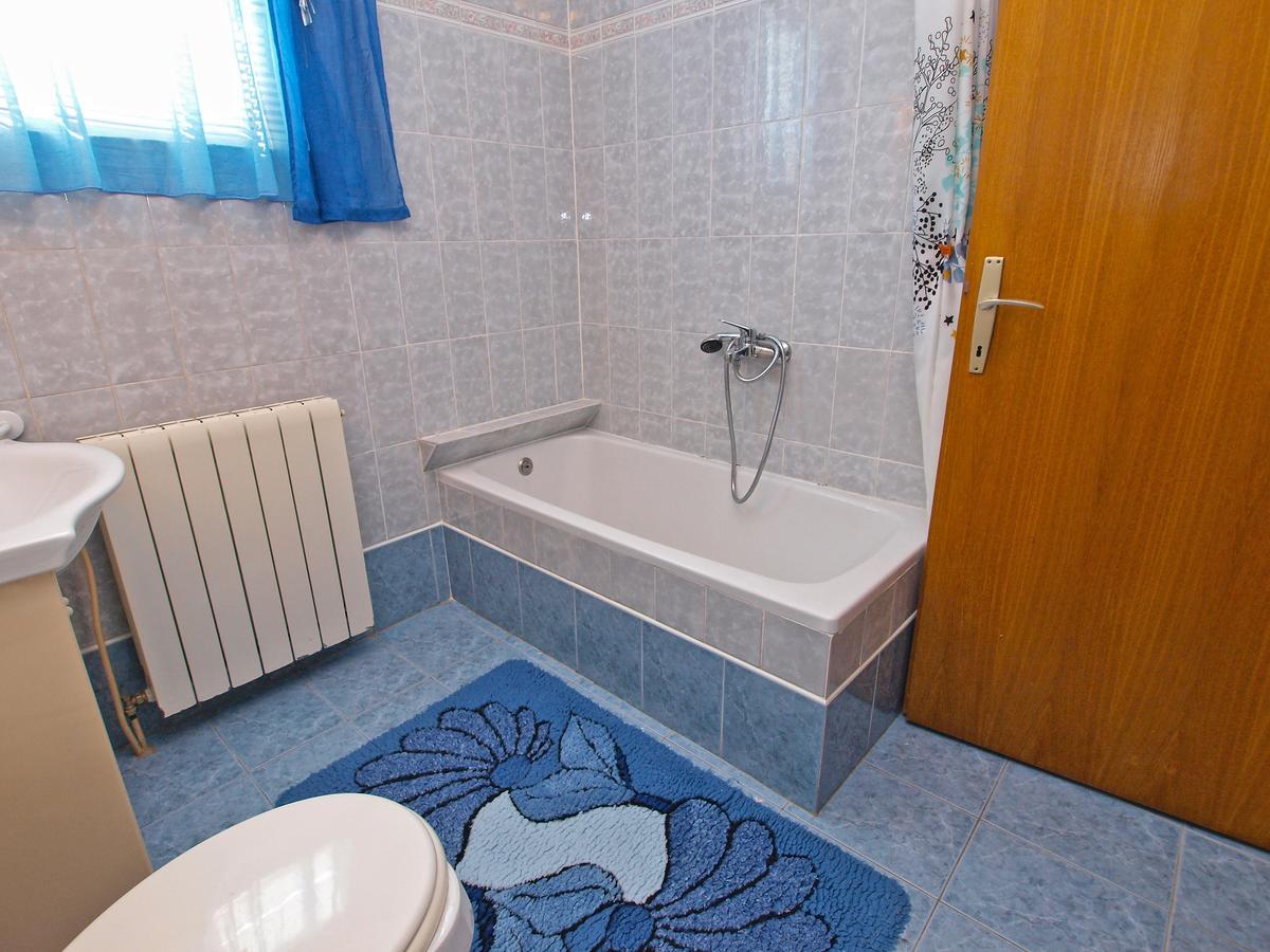 Apartments Milan 1048 Rovinj Bagian luar foto